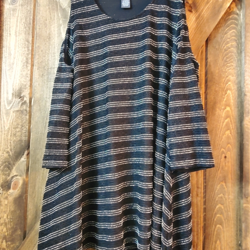 Black Friday Sale! Large Black and Silver Sparkle Cut-Out Shoulder Top